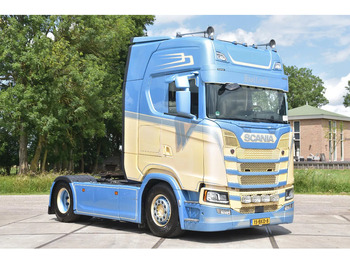 Tractor head SCANIA S 500