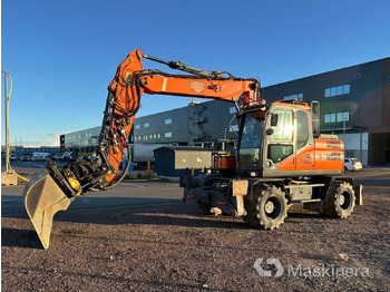 Ekskavator perayap DOOSAN DX160W-5