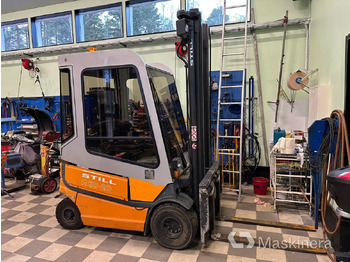 Forklift listrik STILL R60