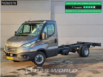 Van pengiriman IVECO Daily 35c21