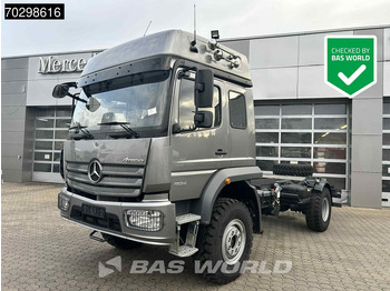 Truk sasis MERCEDES-BENZ Atego 1324