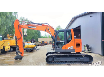 Ekskavator perayap DOOSAN DX140LCR-5