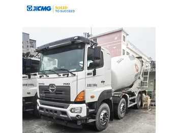 Truk pengaduk beton XCMG
