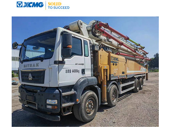 Truk pompa beton XCMG