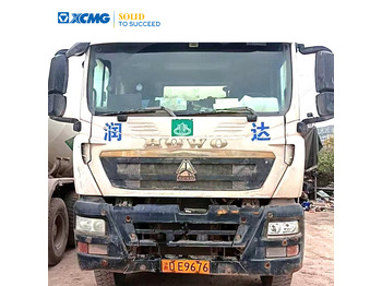 Truk pengaduk beton XCMG