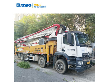 Truk pompa beton XCMG