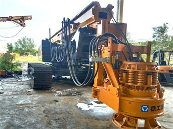 Anjungan pengeboran XCMG Official Xr220d 2017 Year Small Track Drilling Rig Used Hydraulic Rotary Drill Rig Price: gambar 2