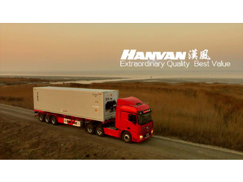 Semi-trailer autotransporter XCMG