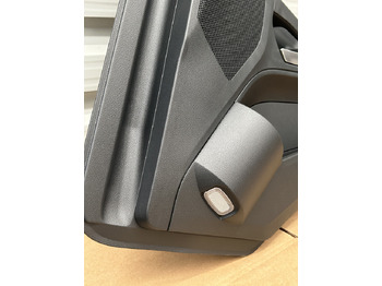 Pintu dan bagian baru MERCEDES DOOR UPHOLSTERY SIDE RIGHT AROCS ACTROS MP4 MP5: gambar 2
