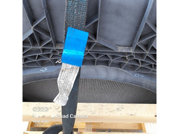 Intercooler untuk Truk Mercedes-Benz ACTROS MP4 A9605003601 / A9605000002   Mercedes-Benz A9605003601 / A9605000002: gambar 4 Intercooler untuk Truk Mercedes-Benz ACTROS MP4 A9605003601 / A9605000002   Mercedes-Benz A9605003601 / A9605000002: gambar 4