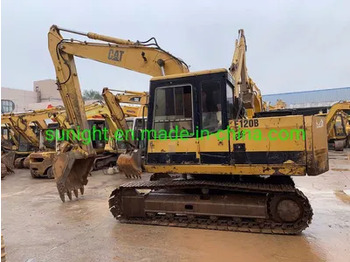 Ekskavator perayap CATERPILLAR E120B