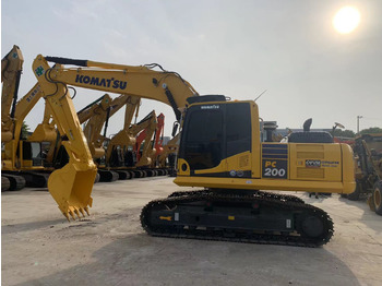 Ekskavator perayap KOMATSU PC200-7