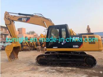 Ekskavator perayap CATERPILLAR 320B