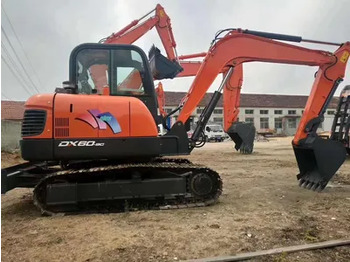 Ekskavator perayap DOOSAN DH55