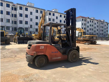 Forklift diesel Toyota FD50 Forklift Original Color Japan Forklift with High Mast: gambar 5 Forklift diesel Toyota FD50 Forklift Original Color Japan Forklift with High Mast: gambar 5