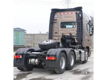 Tractor head