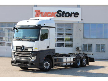 Pengangkut kontainer/ Container truck MERCEDES-BENZ Actros 2545