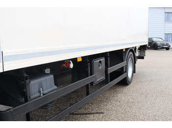 Truk berpendingin Mercedes-Benz Antos 1824 L: gambar 3