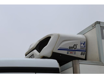 Truk berpendingin Mercedes-Benz Antos 1832 L: gambar 5 Truk berpendingin Mercedes-Benz Antos 1832 L: gambar 5