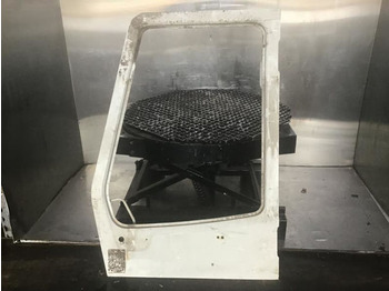 Pintu dan bagian LIEBHERR