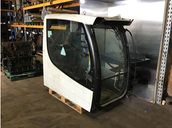 Kabin dan interior LIEBHERR