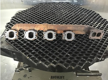 Pipa knalpot LIEBHERR