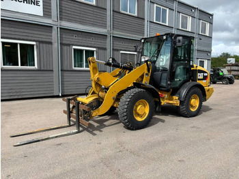 Wheel loader CATERPILLAR 906M