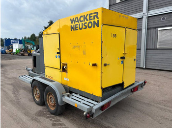 Peralatan konstruksi Wacker Neusen E700M: gambar 4