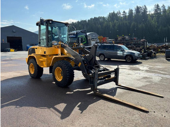 Wheel loader Volvo L 30 GS: gambar 4