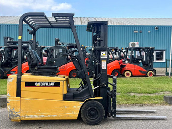 Forklift listrik CATERPILLAR EP