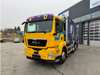 Truk sampah MAN TGS 26.360