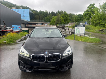 Hatchback Marke BMW 218d xDrive: gambar 2