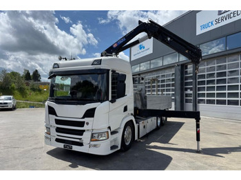 Truk derek SCANIA P 410