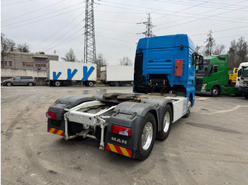 Tractor head MAN TGX 33.520 6x4: gambar 5