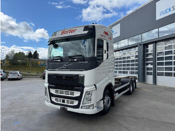 Pengangkut kontainer/ Container truck VOLVO FH 460