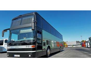 Bus pariwisata VAN HOOL
