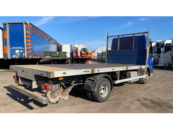 Truk flatbed DAF LF 150: gambar 3