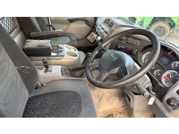 Truk skip loader DAF LF 55.250: gambar 5