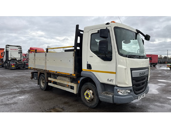 Truk flatbed DAF LF 150