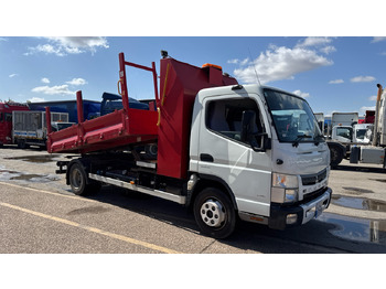 Truk jungkit FUSO