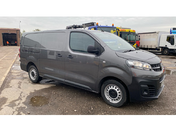 Van kecil VAUXHALL