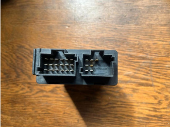 ECU untuk Truk Mercedes Continental ZVFB Steuergerät A0004461616: gambar 3 ECU untuk Truk Mercedes Continental ZVFB Steuergerät A0004461616: gambar 3