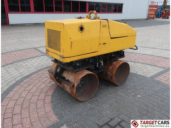Roller jalan JCB