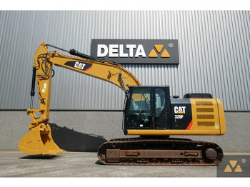 Ekskavator perayap CATERPILLAR 320FL