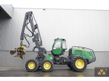 Peralatan pemanen JOHN DEERE
