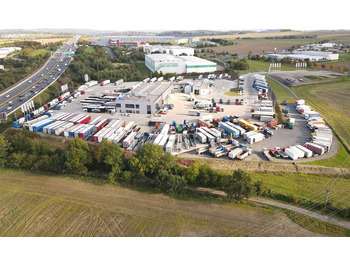 Truk dengan terpal samping DAF FA LF 45, EURO 5, TYRES 80% + AGADOS TRAILER: gambar 2 Truk dengan terpal samping DAF FA LF 45, EURO 5, TYRES 80% + AGADOS TRAILER: gambar 2