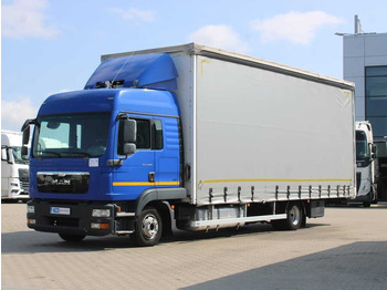 Truk dengan terpal samping MAN TGL 8.220