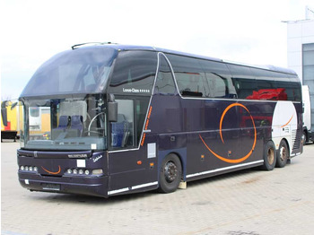 Bus pariwisata NEOPLAN
