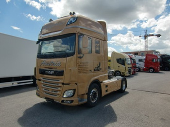 Tractor head DAF XF 530