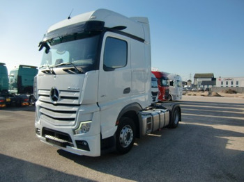 Tractor head MERCEDES-BENZ Actros 1845